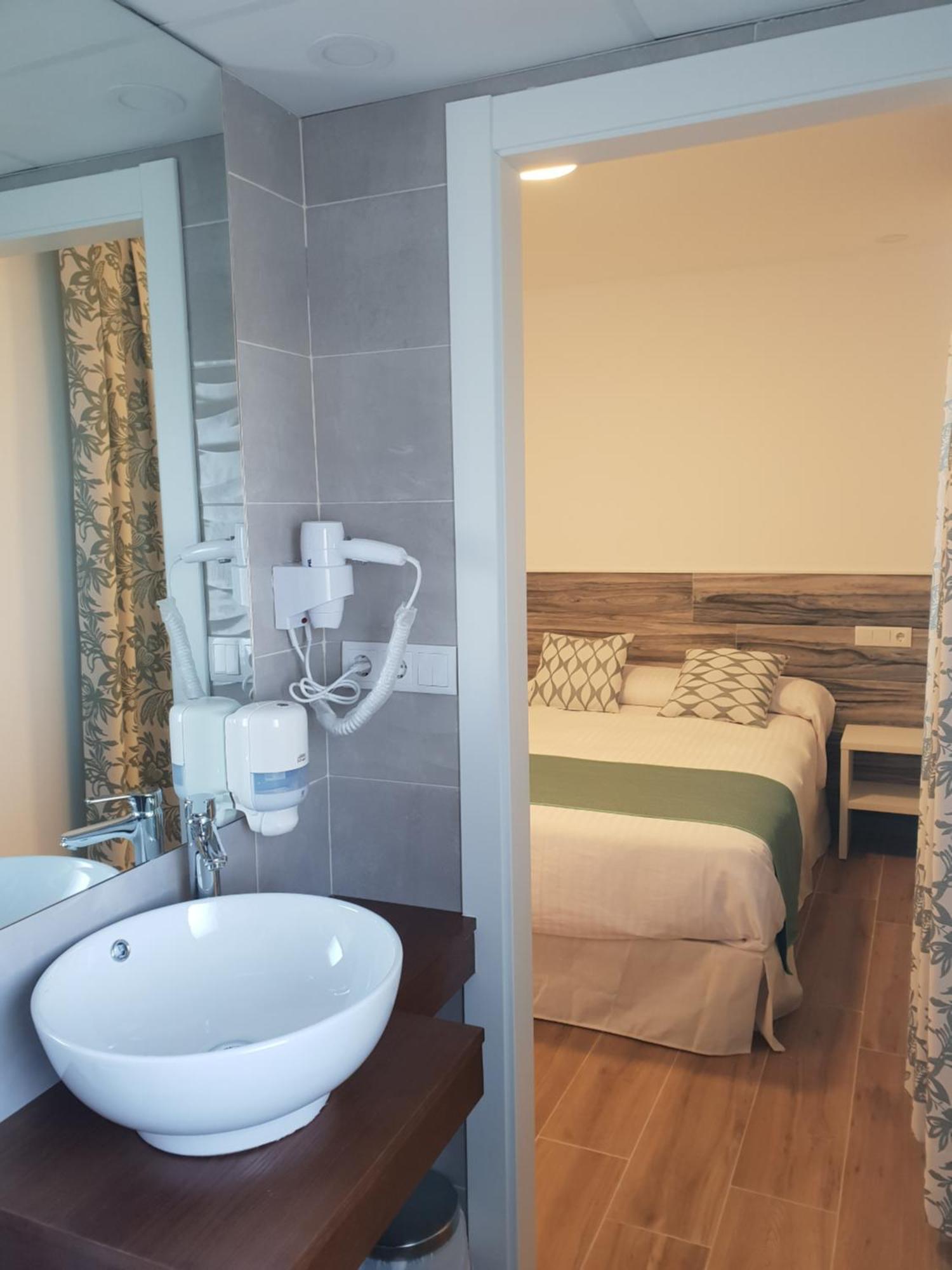 Hostal Cabanas Carboneras de Guadazaón Exteriör bild