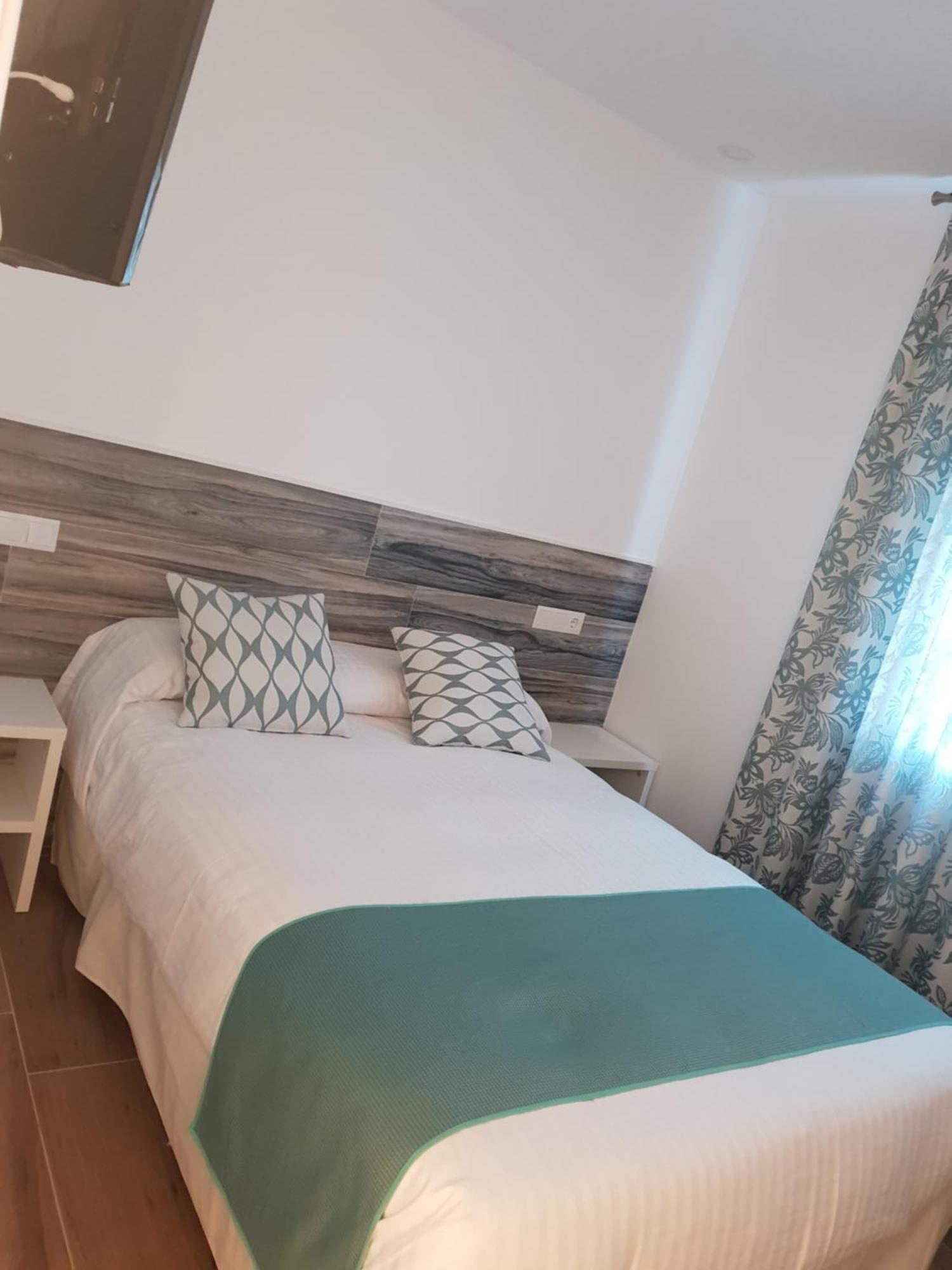 Hostal Cabanas Carboneras de Guadazaón Exteriör bild