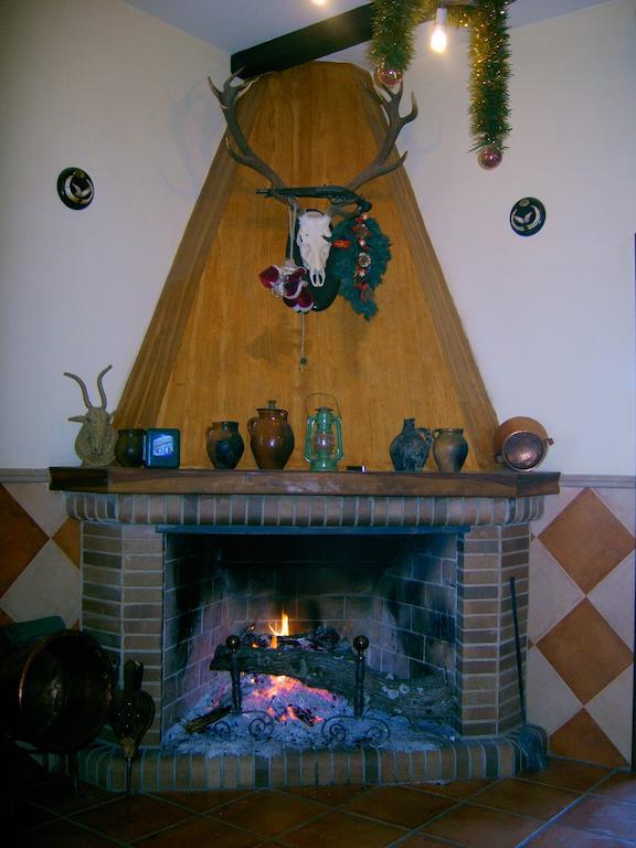 Hostal Cabanas Carboneras de Guadazaón Exteriör bild
