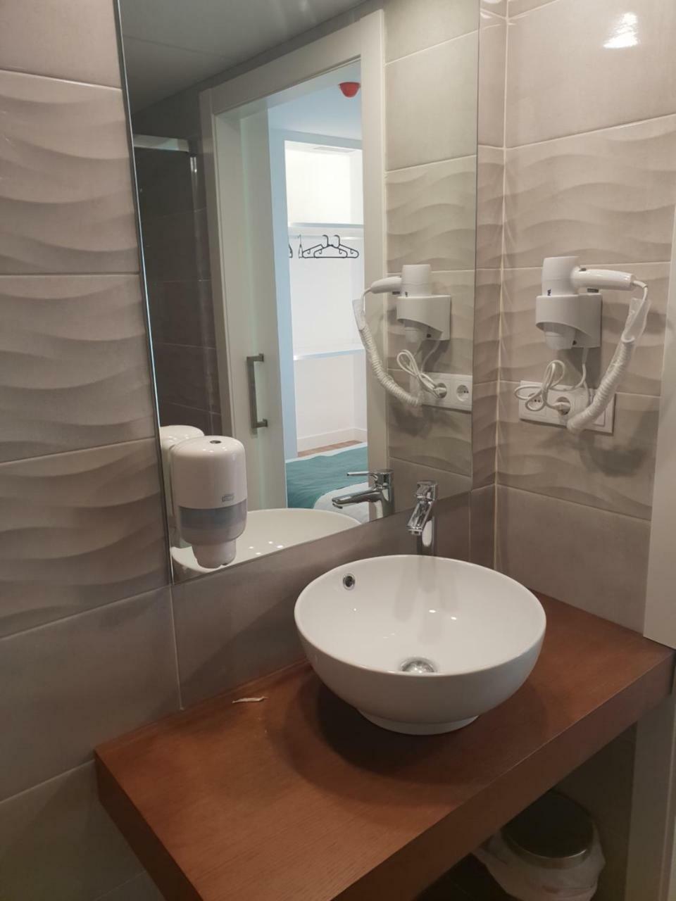 Hostal Cabanas Carboneras de Guadazaón Exteriör bild